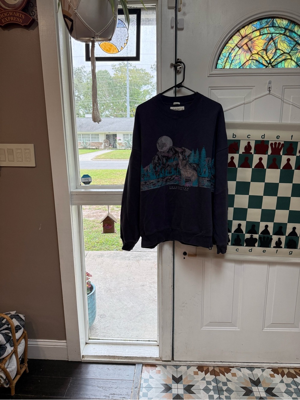 Cozy XL Abercrombie & Fitch YellowStone Wolf Sweatshirt!